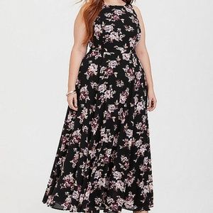 BLACK FLORAL GEORGETTE MAXI DRESS